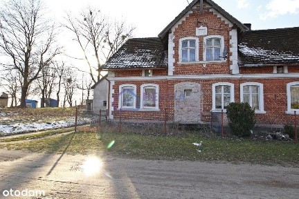 Poniemiecki dom z dużą stodołą - super cena!