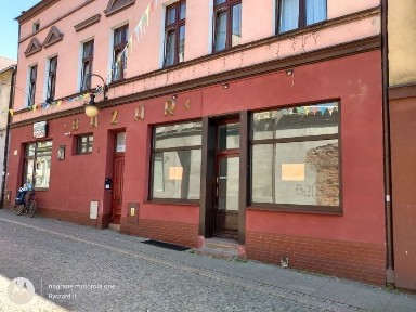 Okazja 220 000 zł. ! Sprzedam lokal na biura, sklep lub mieszkania