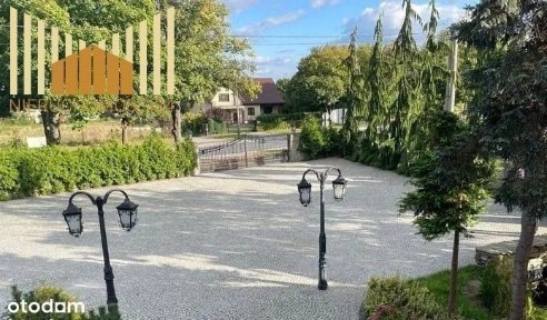 Dom w Serocku do zamieszkania lub na działalność