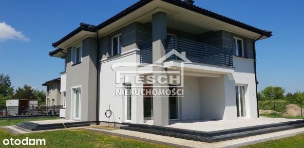 DOM REZYDENCJONALNY - RUSIEC 314m2