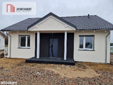 Nowy dom w dobrej lokalizacji