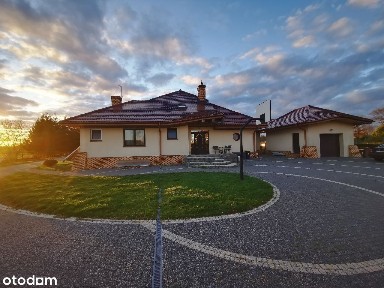 Atrakcyjny dom z 2013 Siedlisko 3ha Polesie Puławy