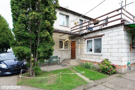 Dom i budynki gospodarcze na przestronnej działce