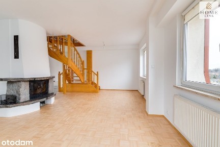Mieszkanie dwupoziomowe z kominkiem!