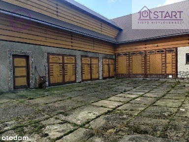 Dom z wyjątkowo dużym zapleczem garażowym