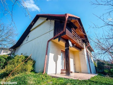 Urokliwy dom z ogródkiem w cenie mieszkania.