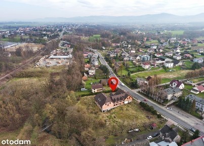 Funkcjonalny budynek usługowy w centrum