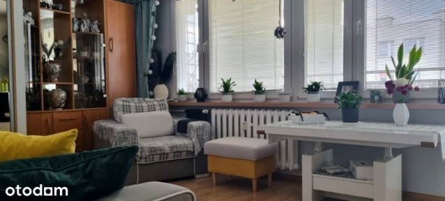 Atrakcyjne trzypokojowe mieszkanie w dobrej lokali