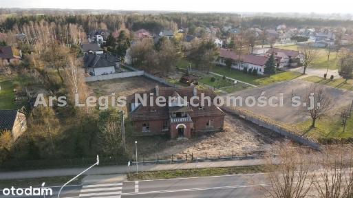 Dom, 238 m², Żuki