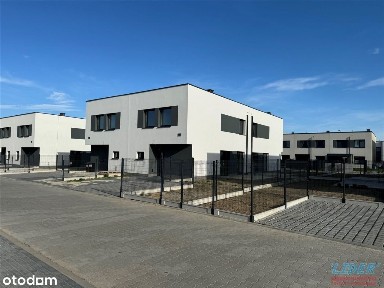 Segment budynku, obok Z1, stan deweloperski