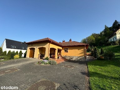 Sprzedam lub zamienię dom wolnostojący w Pieszycach