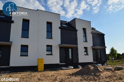 Środkowy segment szeregówki, stan deweloperski