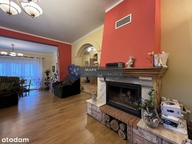 Dom przy lesie na Zawiślu