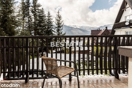 Przestronne mieszkanie z kominkiem, garaż, piwnica