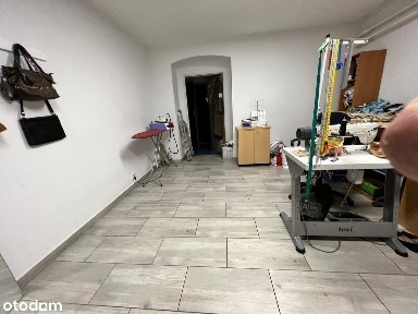 Lokal usługowy idealny na magazyn lub firmę. HIT CENOWY!