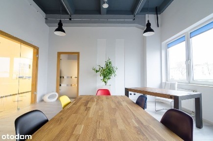 Biuro w nowym budynku