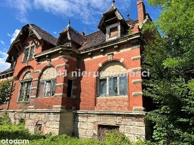 Przedwojenny dom typu willa w Kątach Wrocławskich