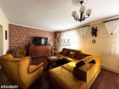 Dom Dwurodzinny W Wymysłowie