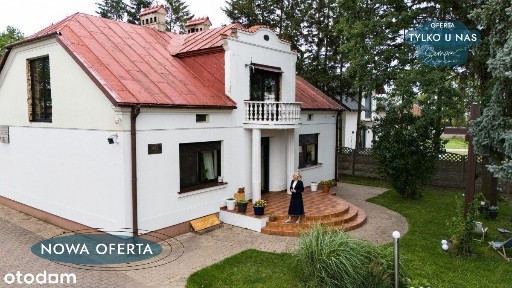 Stylowy Dom po Remoncie z Bajkowym Ogrodem !