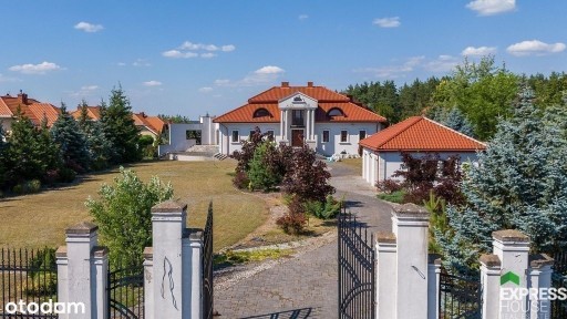 * Luksusowa rezydencja na obrzeżach Białegostoku *