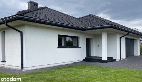 Parterowy dom z basenem, energooszczędny. Cena do negocjacji