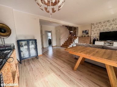 Dom w zabudowie szeregowej - 237 m2