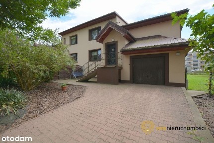 =Funkcjonalny dom, noclegi, handel, usługi, biuro=