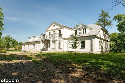 Dom z parkiem | Parking dla 30 aut | Spokój