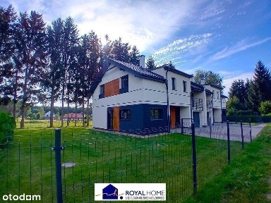 Piękny bliźniak z garażem i ogrodem pod lasem