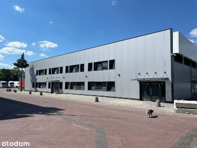 Biura i warsztaty w hali magazynowo-produkcyjnej