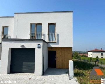 Promocja! Dom w zab.szereg. z garażem i ogródkiem.