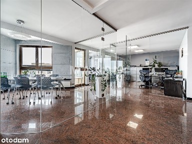 Luksusowy apartament z dwoma garażami.