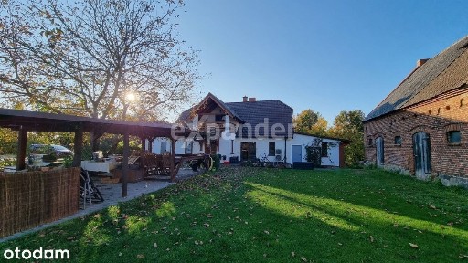 Przepiękny Dom Ze Stawem, Działka 7H.