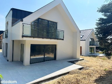 GREEN PARK RESIDENCY - KAMERALNE OSIEDLE 4 WOLNOSTOJĄCYCH DOMÓW