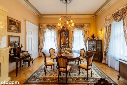 PAŁAC W JAKUSZOWEJ - woj. dolnośląskie