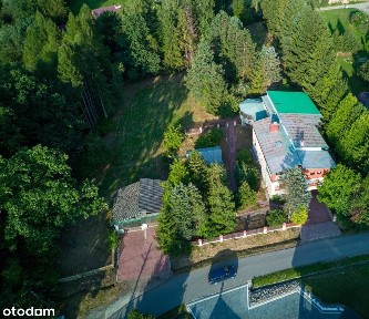 Duży dom z dużą działką, z potencjałem