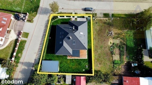 Przestronny dom 227 m² z garażem, Bobowicko