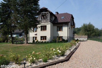 Dom 3 Piętra - 230 M2 - Działka 12 Arów - Zarzyce