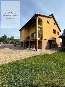 Na sprzedaż przestronny dom!