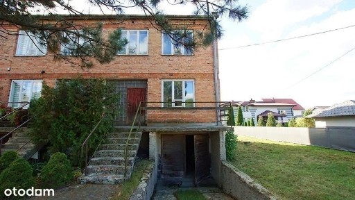 Dom z czerwonej cegły w otulinie Parku Krajobrazow