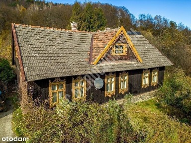 Drewniany dom z duszą, który czeka na Ciebie