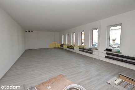 Parter, Teren przemysłowy, Open space plus gabinet