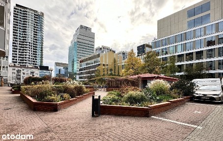 ul. Żelazna, Mirów, Wola, Warszawa, mazowieckie