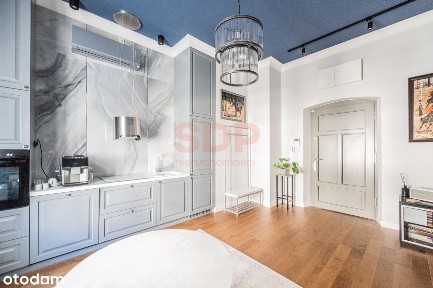 2 Pokojowe mieszkaniu w pałacyku!