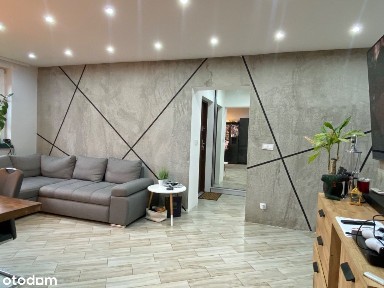 NOWA CENA.Ładny kilkuletni dom z garażem dwustan.