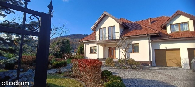 Dom jednorodzinny, 2023 rok, działka 15 arów.