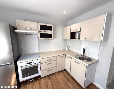 Trzypokojowe mieszkanie w ścisłym centrum!REZERWACJA!