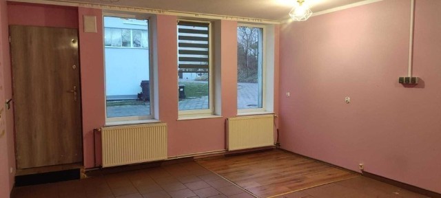 Pomieszczenie biurowe 25,19 m2, Pyrzyce Staromiejska 1, 28zł/m2/netto