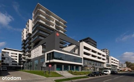 lokal handel usługi vis a vis MANUFAKTURY LU03