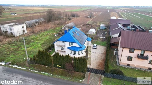 Zadbany, przestronny dom w spokojnej okolicy